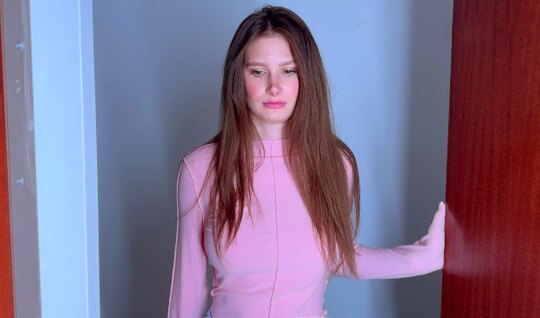 Пригласил в гости трех подруг и устроил с ними веселую групповушку