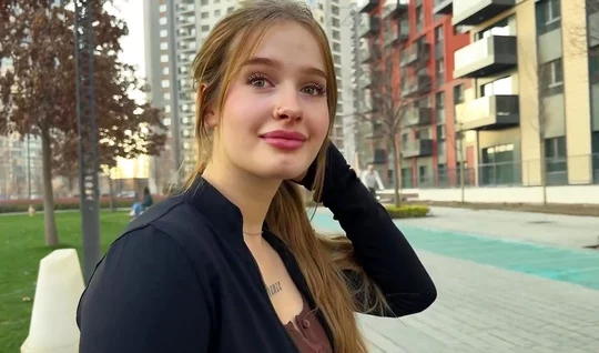 Предложил русской телочке денег чтобы потрахаться